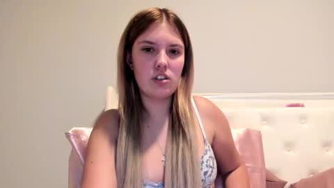 Snapshot of skiimaskabby chatting on 09-11-25, 02:55 skiimaskabby online show from 09-11-25, 02:55