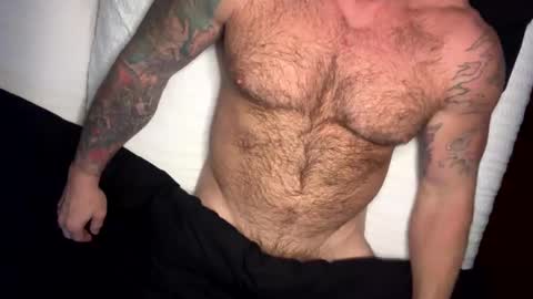 Snapshot of skimaskedbeef chatting on 01-15-25, 01:23 BEEF online show from 01-15-25, 01:23