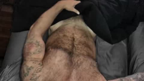 Snapshot of skimaskedbeef chatting on 09-17-25, 09:00 BEEF online show from 09-17-25, 09:00