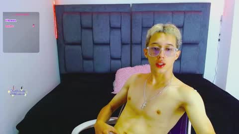 Snapshot of skinny_bigcock20 chatting on 10-18-25, 10:32 skinny_bigcock20 online show from 10-18-25, 10:32