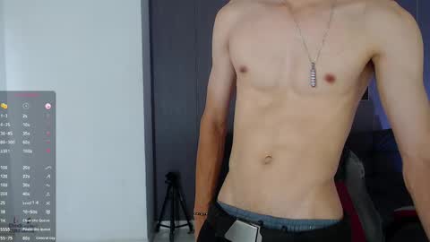 Snapshot of skinny_bigcock20 chatting on 05-06-26, 09:31 skinny_bigcock20 online show from 05-06-26, 09:31