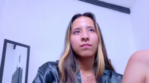 skinny_hottie18 online show from 02-07-25, 05:18