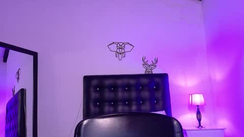 skinny_hottie18 online show from 02-14-25, 02:33