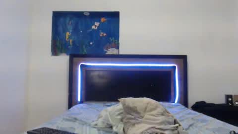 Snapshot of skinny_long_cock chatting on 02-10-26, 04:05 Albert online show from 02-10-26, 04:05