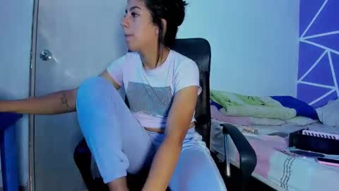 anai online show from 11-11-25, 01:33