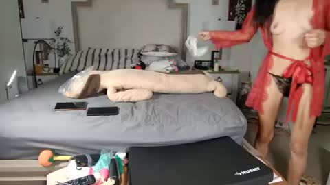 skinnyasianmilf online show from 07-13-26, 07:38
