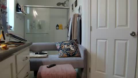 skinnyasianmilf online show from 07-20-26, 06:21