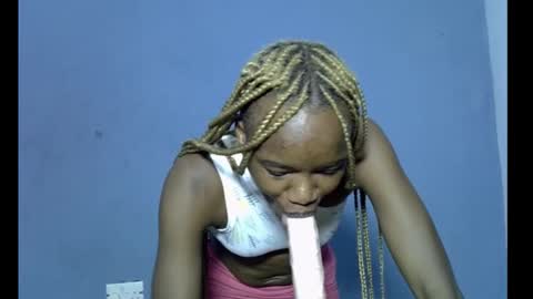 Linda independent model online show from 03-30-26, 06:31
