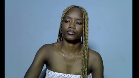 Linda independent model online show from 04-03-26, 05:22