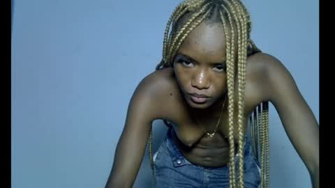 Linda independent model online show from 04-04-26, 06:16