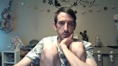 Snapshot of skinnybigcock2 chatting on 03-08-26, 07:45 SkinnyBigCock2 online show from 03-08-26, 07:45