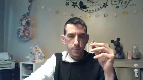 Snapshot of skinnybigcock2 chatting on 03-13-26, 08:54 SkinnyBigCock2 online show from 03-13-26, 08:54