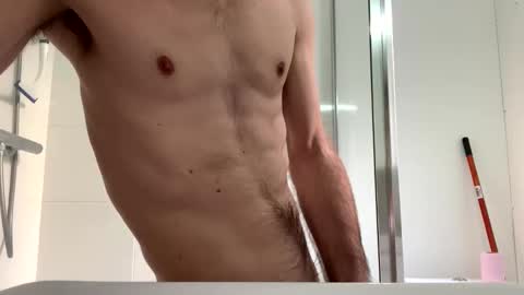 skinnybigdk online show from 12-19-24, 01:18