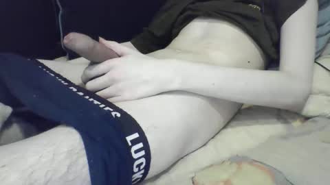 skinnycuteb0y online show from 05-30-26, 05:59