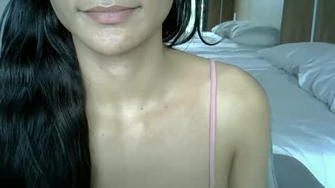 skinnykittencam online show from 09-26-25, 01:15