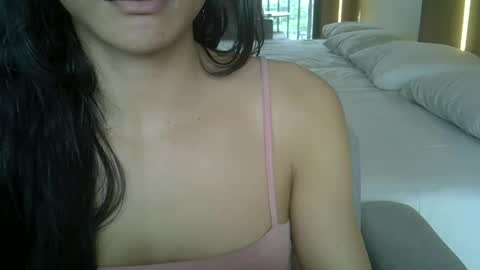 skinnykittencam online show from 09-28-25, 06:02