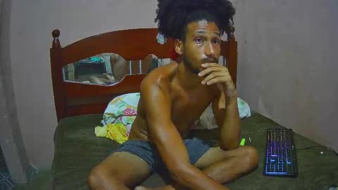 Snapshot of skinnylatinman chatting on 12-04-24, 07:39 Skinny Latin Man online show from 12-04-24, 07:39