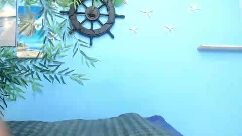 Snapshot of skinnyverus18 chatting on 05-24-26, 07:41 VERUS online show from 05-24-26, 07:41