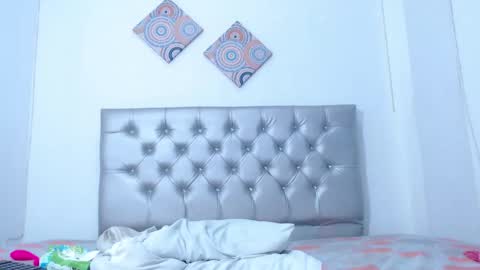 Snapshot of skinnyy_andtight chatting on 02-23-25, 09:11 Alexa online show from 02-23-25, 09:11