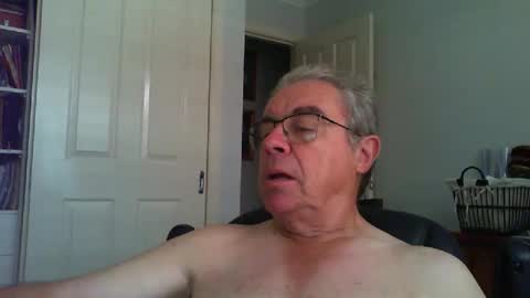 Snapshot of skipper1970 chatting on 02-19-26, 06:53 Skipper1970 online show from 02-19-26, 06:53