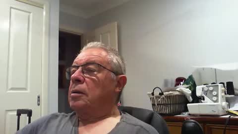 Snapshot of skipper1970 chatting on 03-18-26, 08:50 Skipper1970 online show from 03-18-26, 08:50