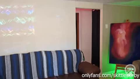 Skittles Kirby online show from 10-03-25, 10:07