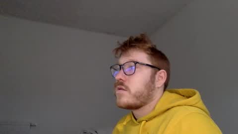 Snapshot of sklave_s chatting on 12-06-24, 09:21 sklave_s online show from 12-06-24, 09:21