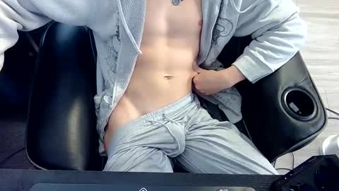 skrogdog online show from 05-26-26, 02:57