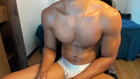 Snapshot of skull_prospect chatting on 12-20-24, 05:18 Liam Vokov online show from 12-20-24, 05:18