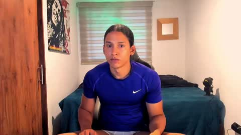 Snapshot of skull_prospect chatting on 01-18-25, 11:43 Liam Vokov online show from 01-18-25, 11:43