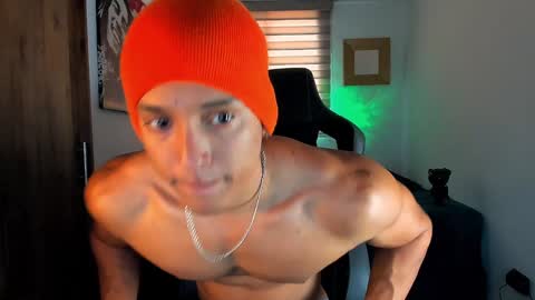 Snapshot of skull_prospect chatting on 01-25-25, 04:46 Liam Vokov online show from 01-25-25, 04:46