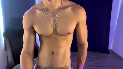 Snapshot of skull_prospect chatting on 02-28-25, 01:47 Liam Vokov online show from 02-28-25, 01:47