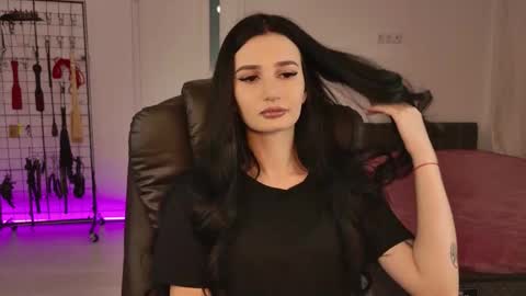 Eliza online show from 03-01-26, 07:32