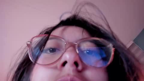 Hanna  online show from 02-10-25, 05:25