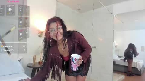 Snapshot of sky_collins_ chatting on 07-23-26, 01:58 Sky online show from 07-23-26, 01:58