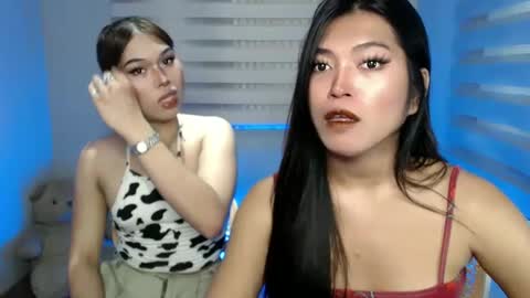 Snapshot of sky_fox_sweetxx chatting on 02-03-25, 04:35 online show from 02-03-25, 04:35