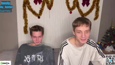 Snapshot of sky_hunter chatting on 01-06-26, 08:12 sky_hunter online show from 01-06-26, 08:12