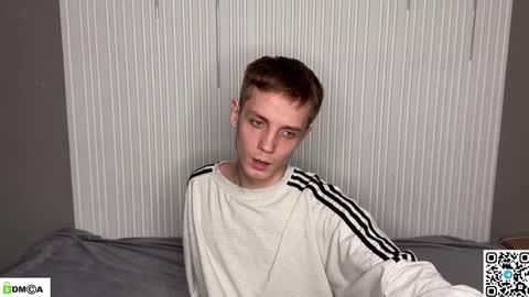 Snapshot of sky_hunter chatting on 02-11-26, 05:18 sky_hunter online show from 02-11-26, 05:18