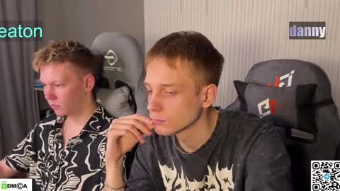 sky_hunter online show from 04-19-26, 01:32