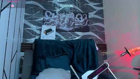 Daniel online show from 03-12-26, 01:23