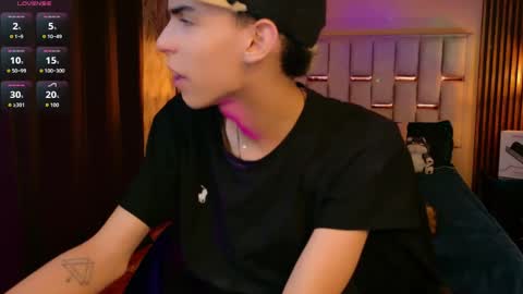 Daniel online show from 04-11-26, 08:24