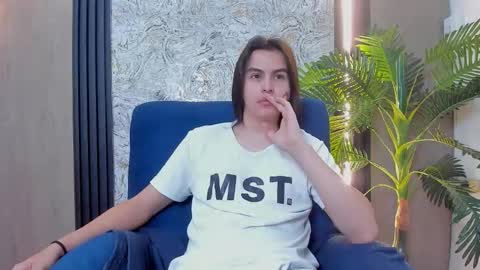 Santiago online show from 01-19-26, 12:42