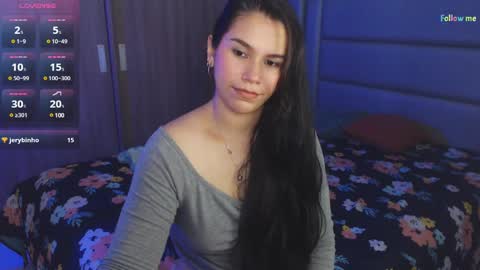 Snapshot of sky_lover_ chatting on 12-18-24, 06:25 Sky online show from 12-18-24, 06:25