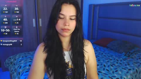 Snapshot of sky_lover_ chatting on 01-11-25, 04:25 Sky online show from 01-11-25, 04:25