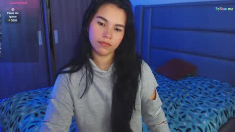 Snapshot of sky_lover_ chatting on 01-17-25, 09:17 Sky online show from 01-17-25, 09:17