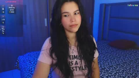 Snapshot of sky_lover_ chatting on 01-23-25, 08:57 Sky online show from 01-23-25, 08:57