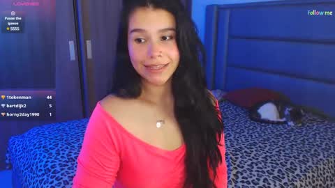 Snapshot of sky_lover_ chatting on 01-24-25, 12:31 Sky online show from 01-24-25, 12:31