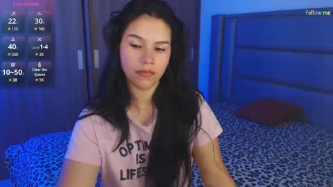 Snapshot of sky_lover_ chatting on 01-27-25, 09:34 Sky online show from 01-27-25, 09:34