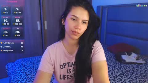 Snapshot of sky_lover_ chatting on 01-27-25, 12:48 Sky online show from 01-27-25, 12:48