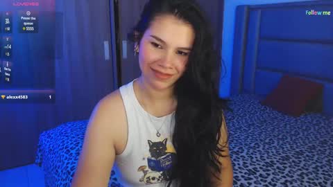 Snapshot of sky_lover_ chatting on 01-29-25, 09:33 Sky online show from 01-29-25, 09:33